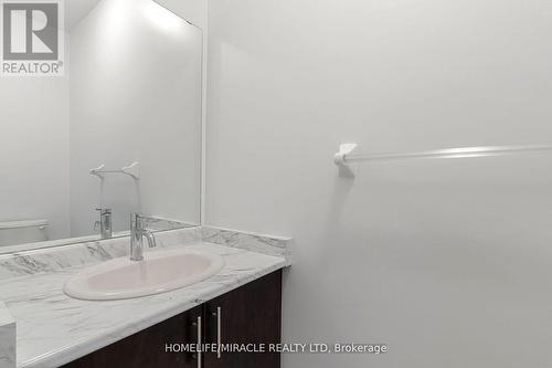 30 Doc Lougheed Avenue, Southgate, ON - Indoor Photo Showing Bathroom