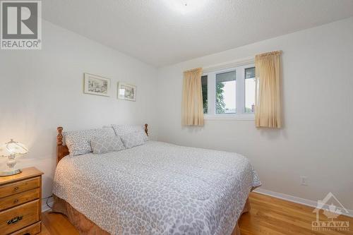 3120 Southmore Drive, Ottawa, ON - Indoor Photo Showing Bedroom