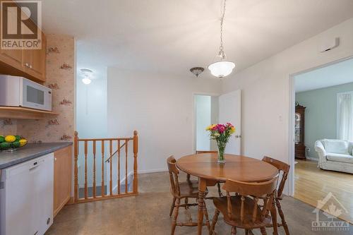 3120 Southmore Drive, Ottawa, ON - Indoor Photo Showing Dining Room