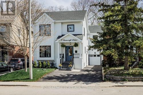 7 Ferncroft Drive, Toronto (Birchcliffe-Cliffside), ON - Outdoor With Facade