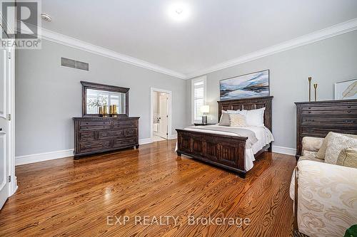 4 Blake Street, East Gwillimbury, ON - Indoor Photo Showing Bedroom