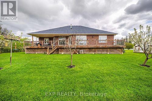 4 Blake Street, East Gwillimbury, ON - Outdoor With Deck Patio Veranda