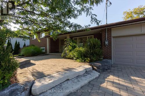 130 Dew Street, King, ON - Outdoor