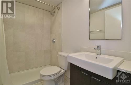 105 Champagne Avenue Unit#1507, Ottawa, ON - Indoor Photo Showing Bathroom