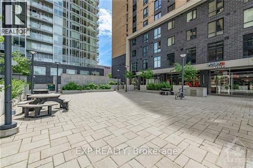 1507 - 105 Champagne Avenue, Ottawa, ON - Outdoor