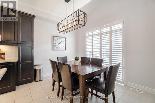 31 Humberstone Crescent, Brampton (Northwest Brampton), ON - Indoor Photo Showing Dining Room