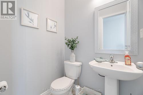 31 Humberstone Crescent, Brampton (Northwest Brampton), ON - Indoor Photo Showing Bathroom