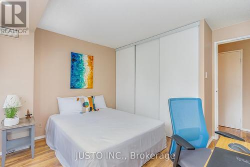 205 - 25 Trailwood Drive, Mississauga (Hurontario), ON - Indoor Photo Showing Bedroom