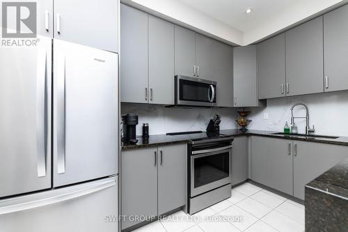 45 - 79 Elder Avenue, Toronto (Long Branch), ON - Indoor Photo Showing Kitchen