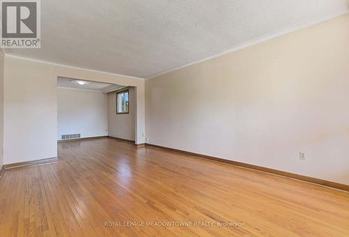 70 Saint Andrews Boulevard, Toronto (Kingsview Village-The Westway), ON - Indoor Photo Showing Other Room