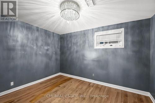 2 Dana Court, Brampton (Southgate), ON - Indoor Photo Showing Other Room