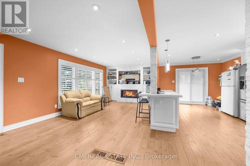 2 Dana Court, Brampton, ON - Indoor