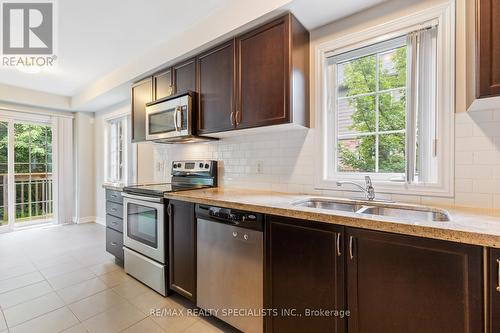 42 - 233 Duskywing Way, Oakville, ON - Indoor Photo Showing Kitchen With Double Sink