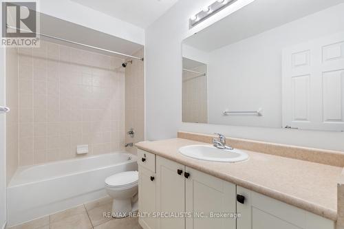 42 - 233 Duskywing Way, Oakville, ON - Indoor Photo Showing Bathroom