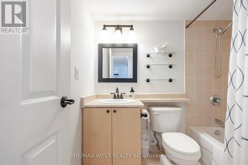 909 - 2900 Battleford Road, Mississauga (Meadowvale), ON - Indoor Photo Showing Bathroom