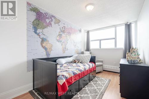 909 - 2900 Battleford Road, Mississauga (Meadowvale), ON - Indoor Photo Showing Bedroom