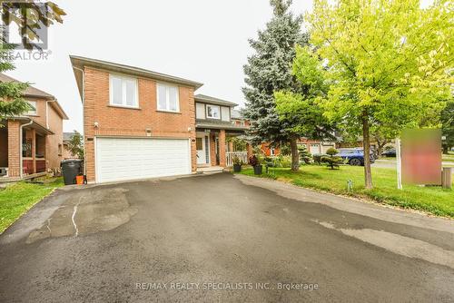 236 Fernforest Drive W, Brampton (Sandringham-Wellington), ON - Outdoor With Facade