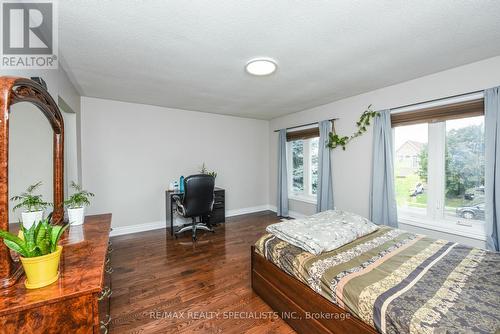 236 Fernforest Drive W, Brampton (Sandringham-Wellington), ON - Indoor Photo Showing Bedroom