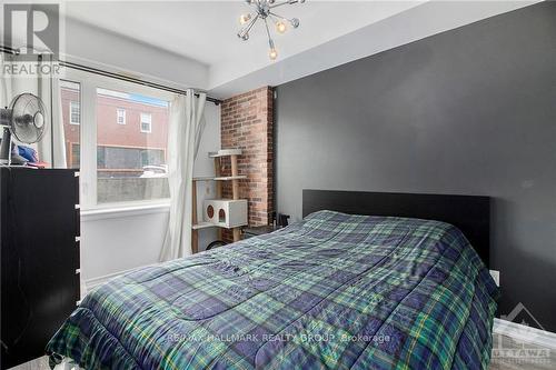 116 - 429 Kent Street, Ottawa, ON - Indoor Photo Showing Bedroom