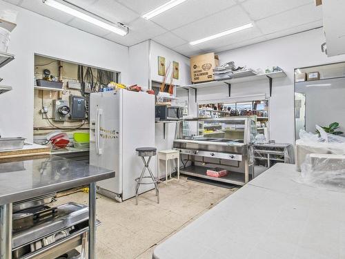 IntÃ©rieur - 9260 Boul. Lacordaire, Montréal (Saint-Léonard), QC 