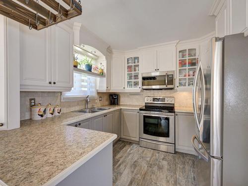 Kitchen - 969 Boul. De L'Ange-Gardien N., L'Assomption, QC - Indoor Photo Showing Kitchen With Double Sink