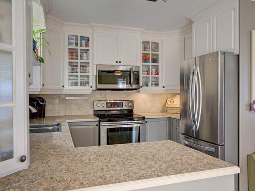 Kitchen - 969 Boul. De L'Ange-Gardien N., L'Assomption, QC - Indoor Photo Showing Kitchen With Double Sink With Upgraded Kitchen