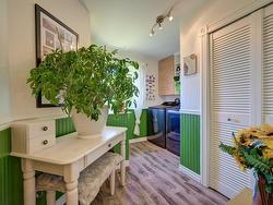 Powder room - 