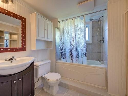 Bathroom - 969 Boul. De L'Ange-Gardien N., L'Assomption, QC - Indoor Photo Showing Bathroom