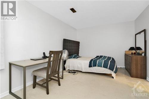 114 Mcclintock Way, Ottawa, ON - Indoor Photo Showing Bedroom