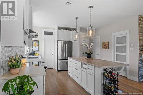 48 Belay, Moncton, NB - Indoor Photo Showing Kitchen With Upgraded Kitchen