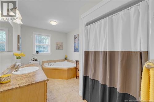 28 Isaac Street, Rothesay, NB - Indoor Photo Showing Bathroom