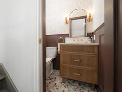 Powder room - 