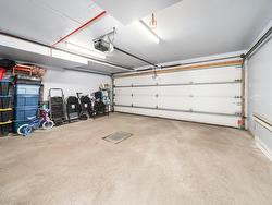 Garage - 