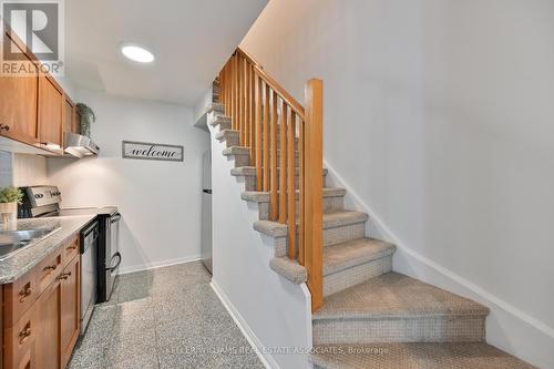 601 - 38 Stadium Road S, Toronto, ON - Indoor Photo Showing Kitchen