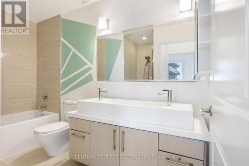 4309 - 65 St Mary Street, Toronto, ON - Indoor Photo Showing Bathroom