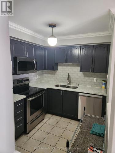 54 - 1775 Valley Farm Road, Pickering, ON - Indoor Photo Showing Kitchen With Stainless Steel Kitchen With Double Sink With Upgraded Kitchen