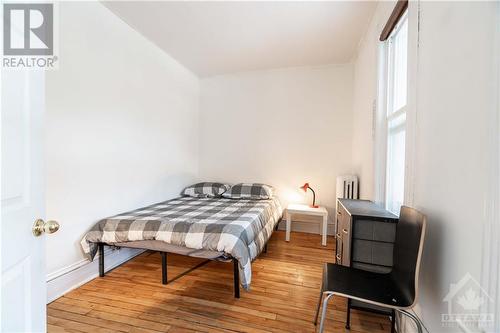 77 Florence Street, Ottawa, ON - Indoor Photo Showing Bedroom