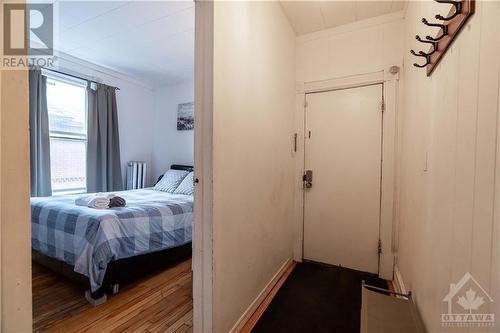 77 Florence Street, Ottawa, ON - Indoor Photo Showing Bedroom