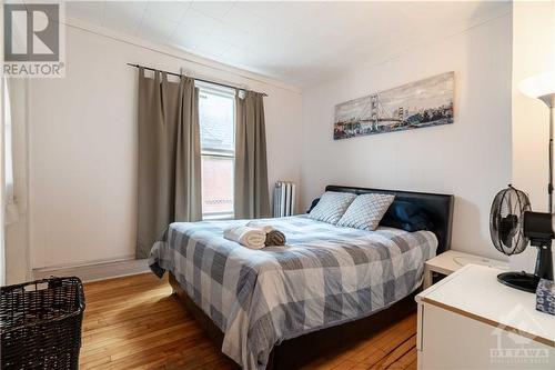 77 Florence Street, Ottawa, ON - Indoor Photo Showing Bedroom