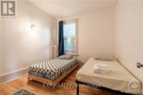 77 Florence Street, Ottawa, ON - Indoor Photo Showing Bedroom