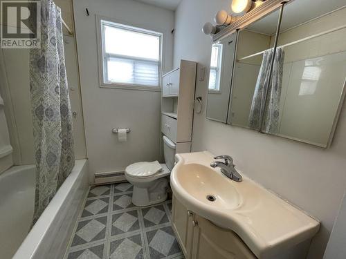 16 King Street North, Chapleau, ON - Indoor Photo Showing Bathroom