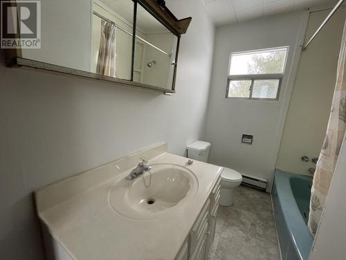 16 King Street North, Chapleau, ON - Indoor Photo Showing Bathroom