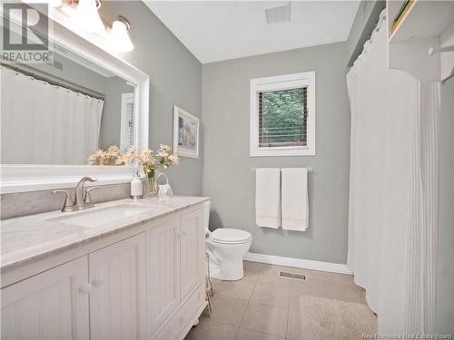 49 Silverwood Crescent, Moncton, NB - Indoor Photo Showing Bathroom