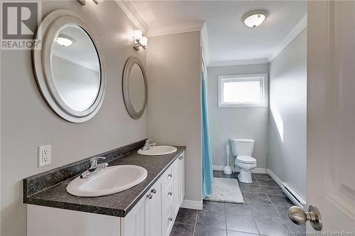 75 Randolph Street, Fredericton, NB - Indoor Photo Showing Bathroom