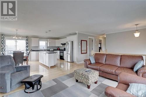 75 Randolph Street, Fredericton, NB - Indoor Photo Showing Living Room