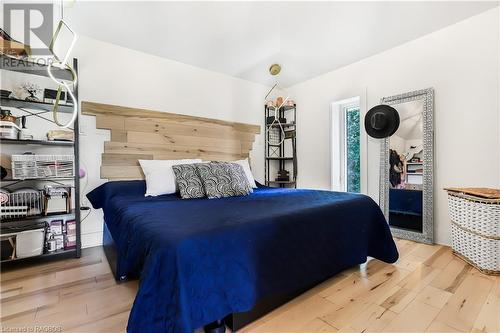 282 Elsinore Road, South Bruce Peninsula, ON - Indoor Photo Showing Bedroom