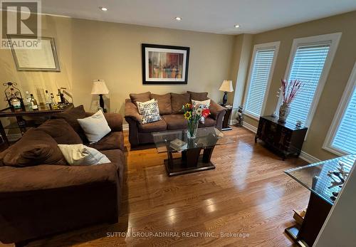 148 Mountbatten Road, Vaughan, ON - Indoor Photo Showing Living Room