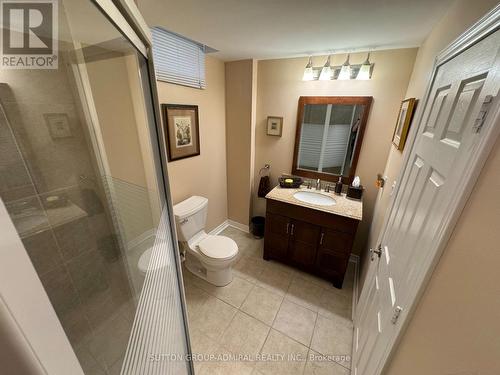 148 Mountbatten Road, Vaughan, ON - Indoor Photo Showing Bathroom