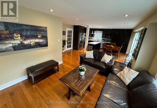 148 Mountbatten Road, Vaughan, ON - Indoor Photo Showing Living Room