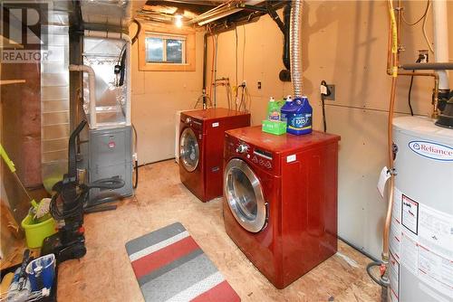 3977 Regional Road 15, Chelmsford, ON - Indoor Photo Showing Laundry Room